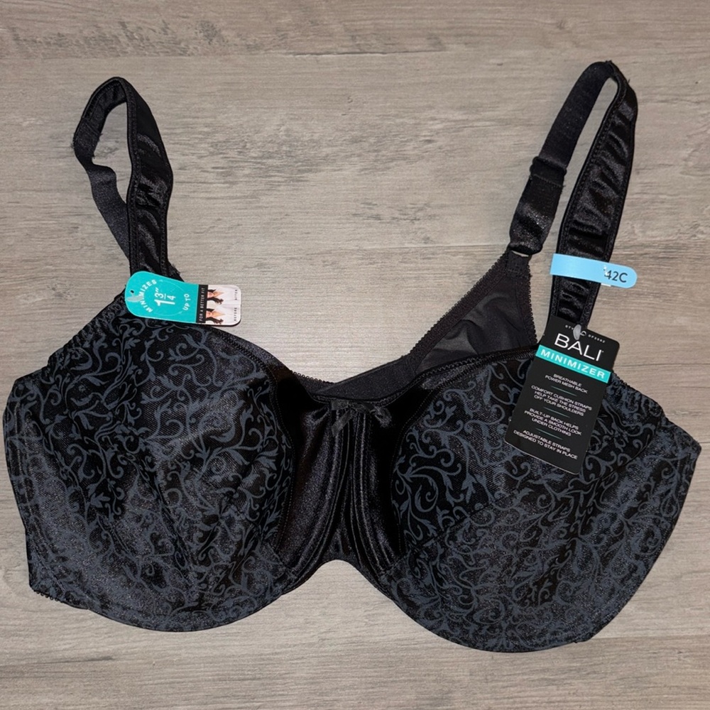 Bali Black Underwire 3562 Unlined Minimizer Bra Size 42C